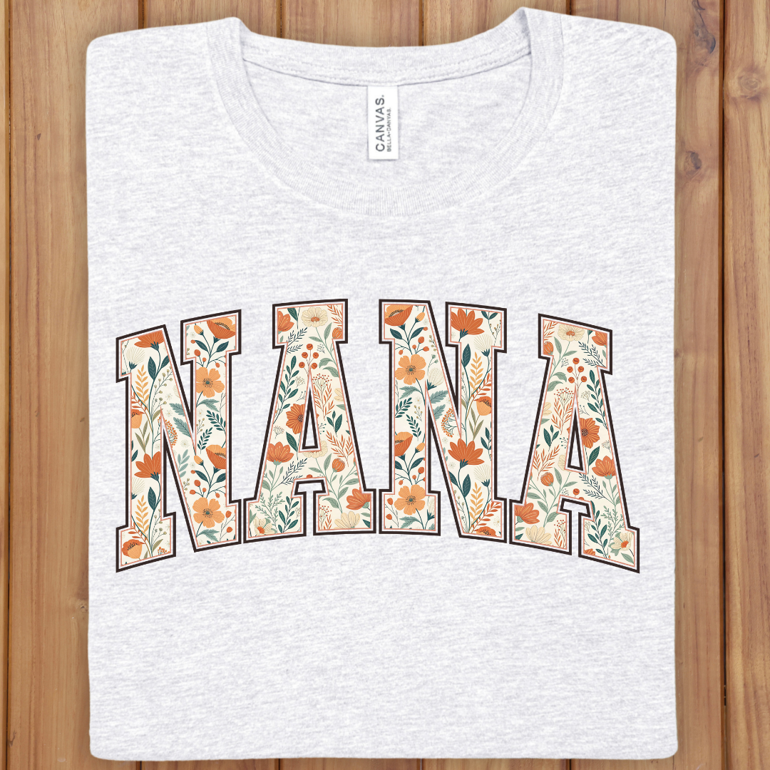 Nana Floral Appliqué T-Shirt – Vintage Flower Letter Tee for Grandmothers